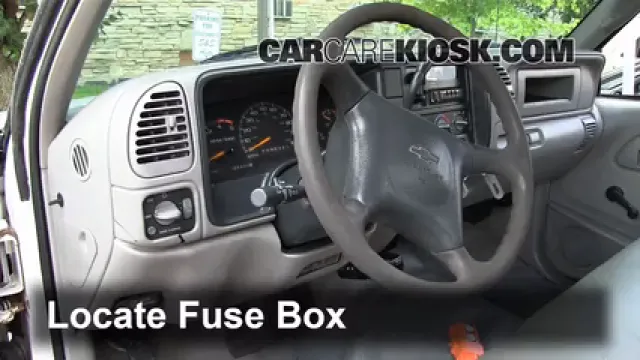 2000 Chevrolet K3500 6.5L V8 Turbo Diesel Cab and Chassis Fuse (Interior) Check